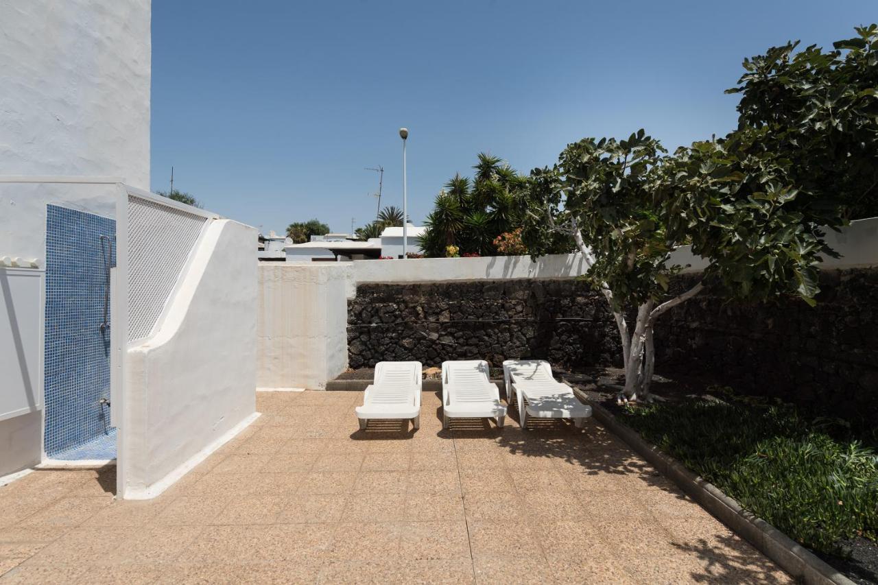 2Br Beach House - Solarium & Shower Terrace - 13 Puerto del Carmen  Kültér fotó
